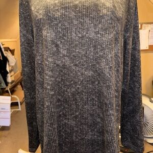 Tahari Ladies Charcoal Gray/ Black Sheer Tunic. Size XLT. Sheer.